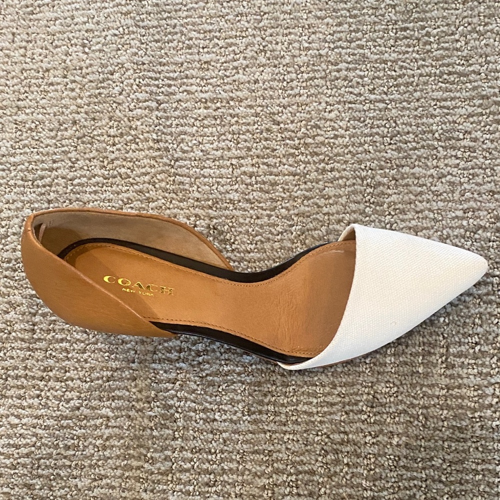Coach Women's Cream and Tan D'Orsay Heels